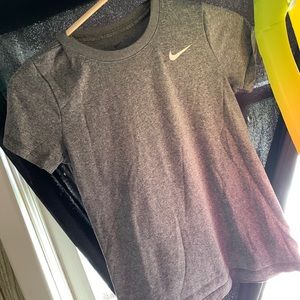 dry fit Nike t-shirt